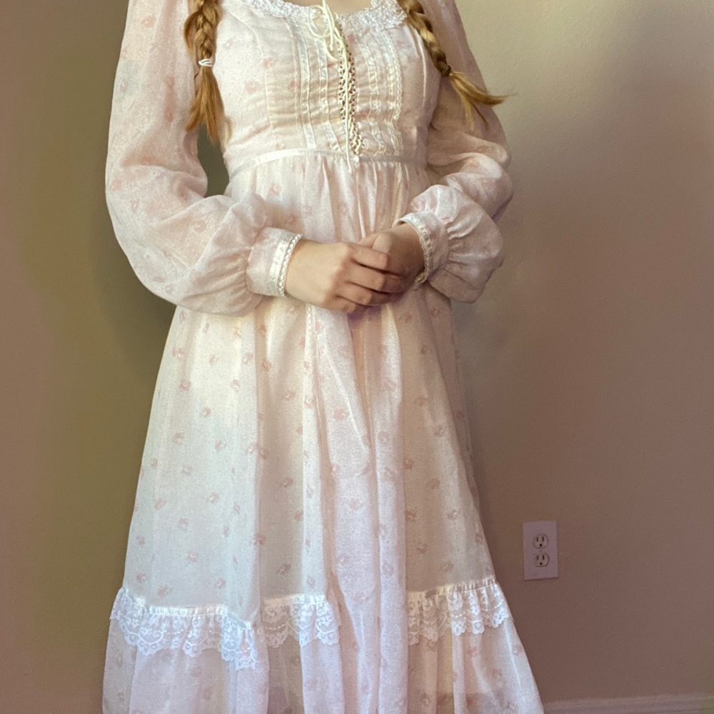 Vintage Gunne Sax Pink Floral Midi Dress
